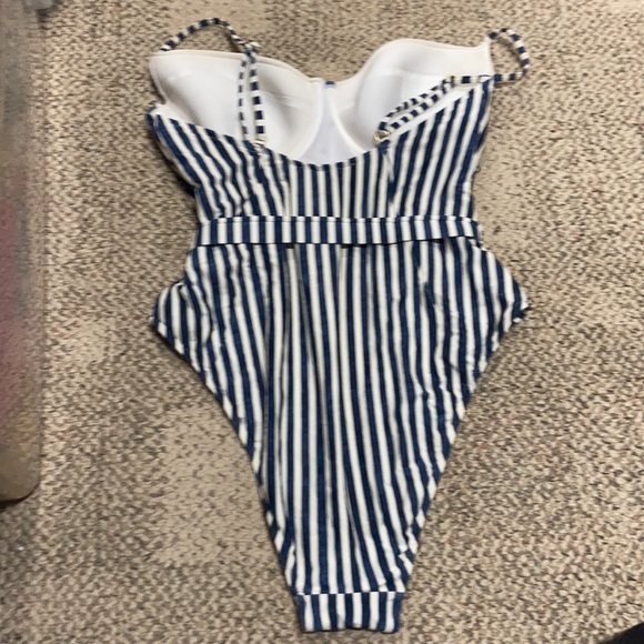 WeWoreWhat Bathing Suit - Picture 4 of 4